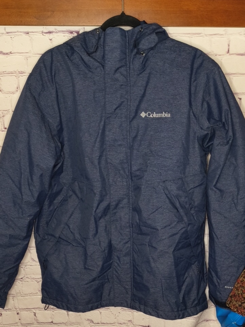 Columbia Men's Heathered Dark Blue Hooded Winter Jacket Two Pockets Size M AE